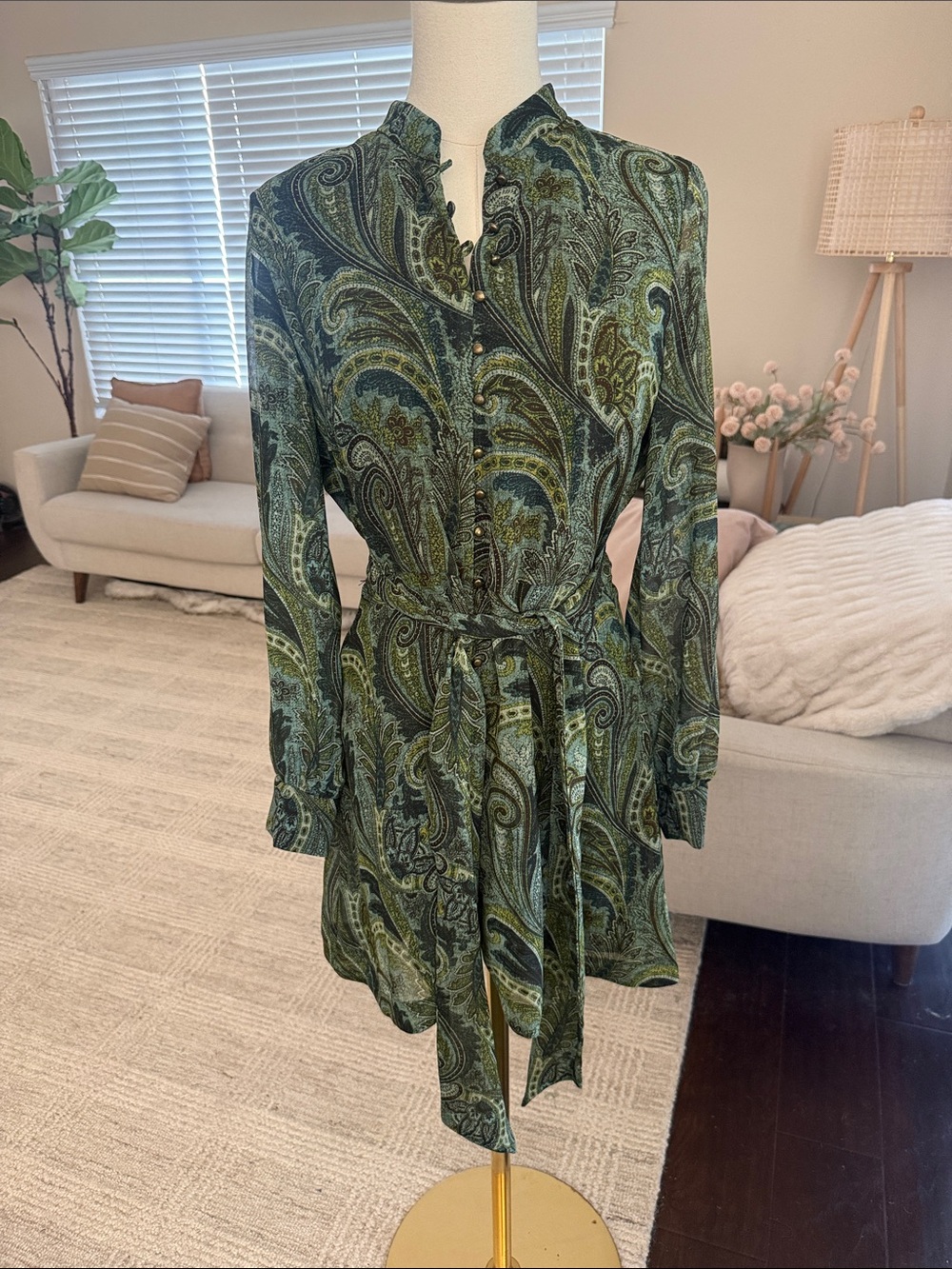 Zara Green Paisley Tie-Waist Long Sleeve Dress